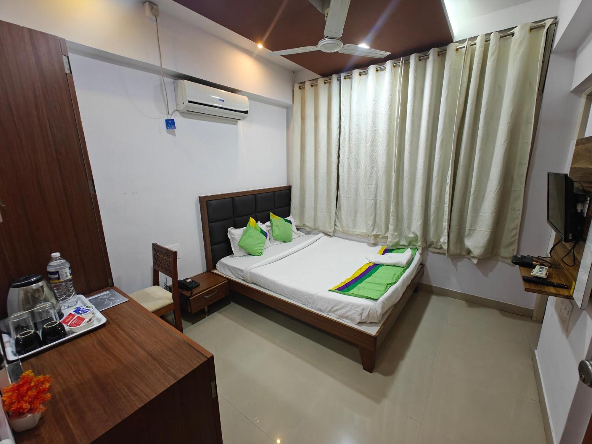 Sai Samrat Resort Sātāra Exterior foto